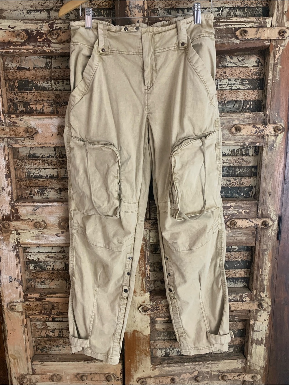 We The Free Can’t Compare Slouch Khaki Cargo Utility Pants Streetwear Gorpcore S - Picture 2 of 16